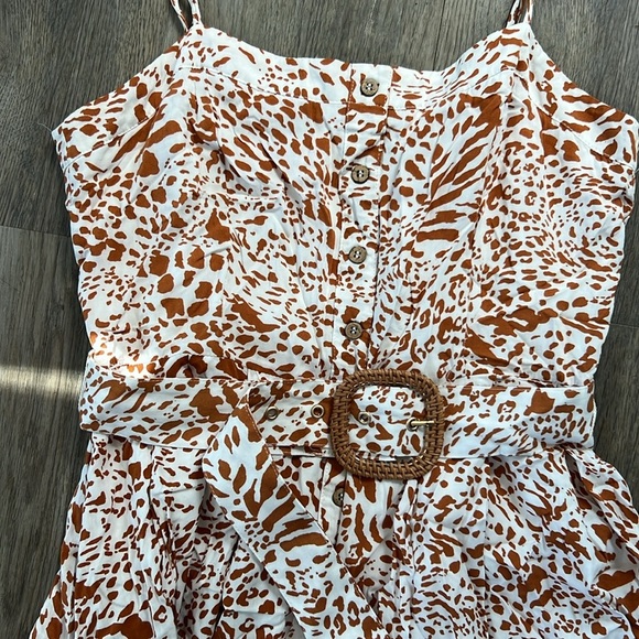 Jealous Tomato Medium ANIMAL PRINT BELTED WOVEN SLEEVELESS MIDI DRESS - Picture 2 of 11